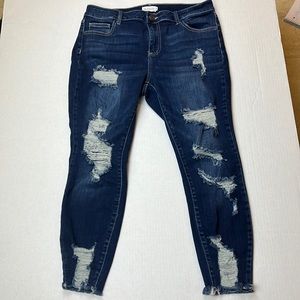 Cello Mid-Rise Destroyed Crop Skinny Jeans